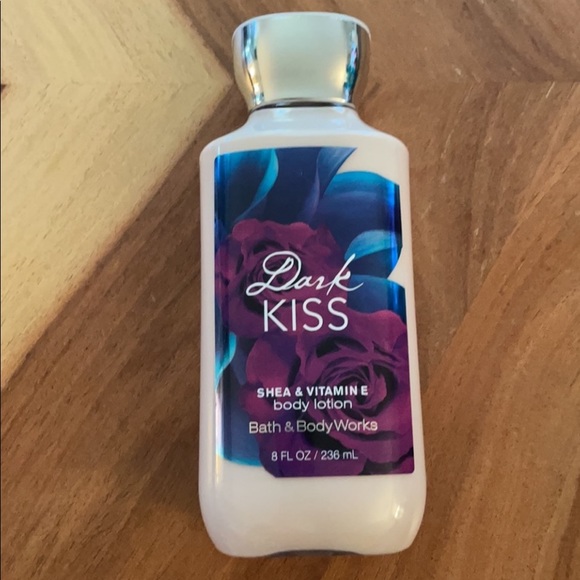 👄Dark Kiss Bath and Body Works Body Lotion👄 - Picture 3 of 6
